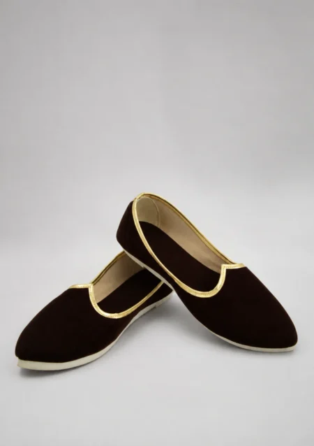 Men’s Dark Brown Velvet Mojari Shoes