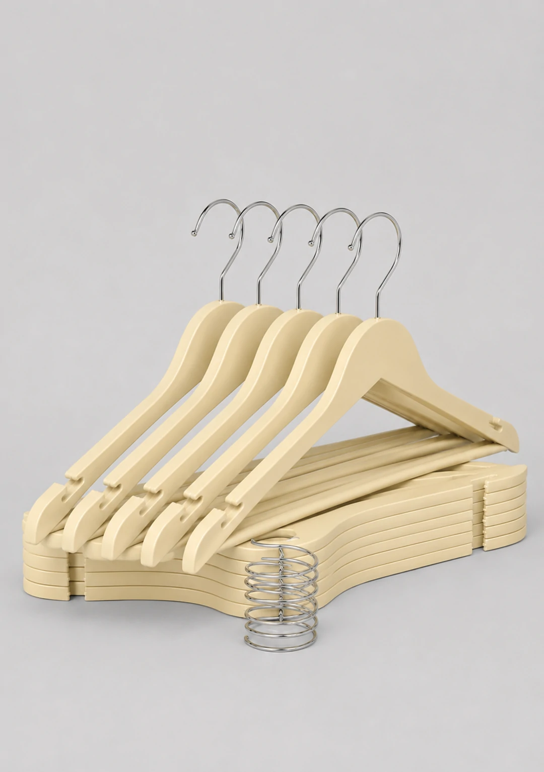 Standard Plastic Hangers Pack of 5 - Image 4