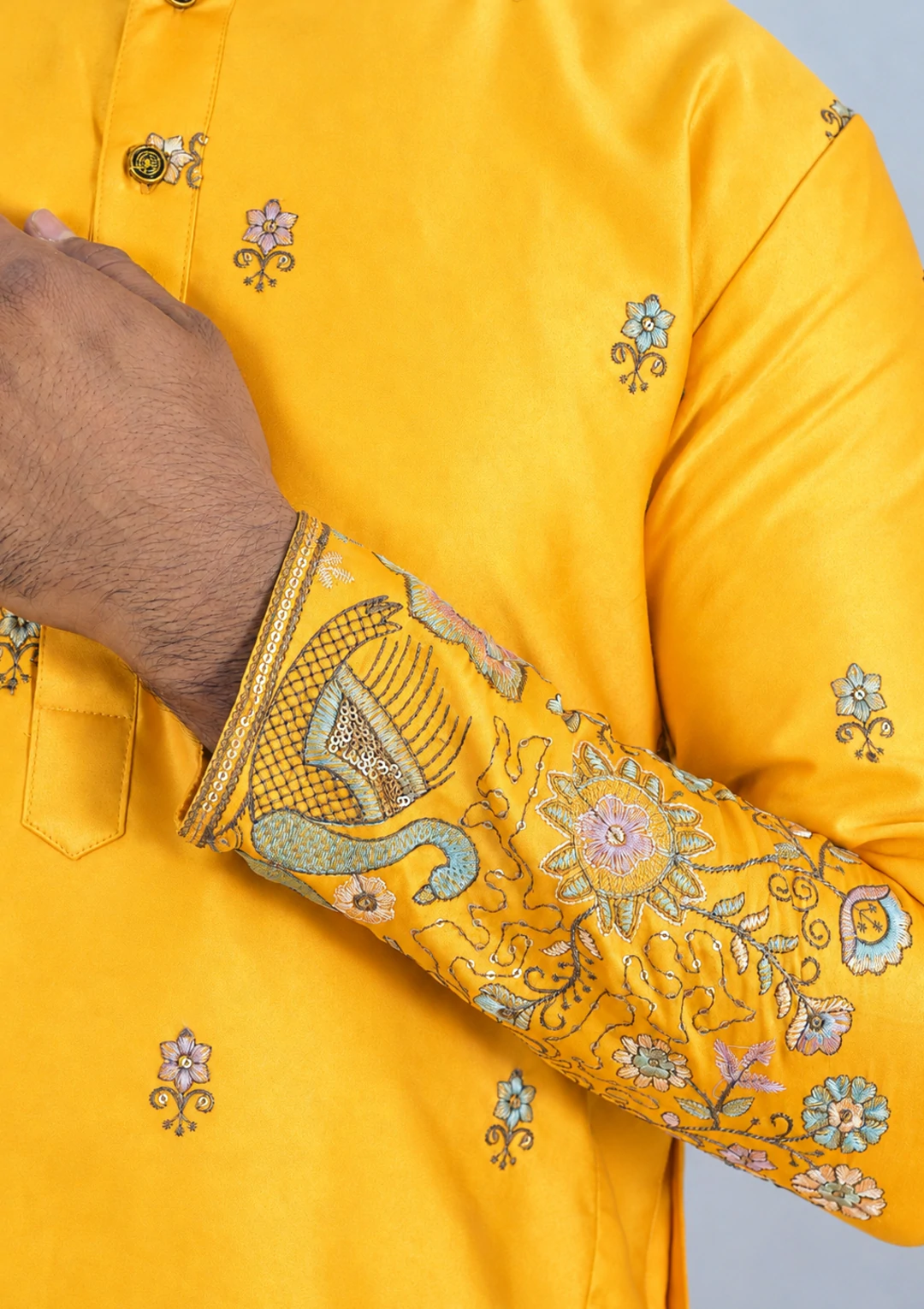 Traditional Floral Embroidered Light Yellow Kurta Pajama - Image 5